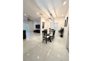 MLS# A11986702, Miami, Florida 33194