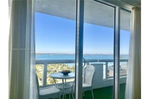 1717 Bayshore Dr Apt A-1548 Miami, FL 33131 - MLS#A11986724