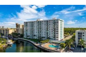 2841 Ne 163rd St 914 North Miami Beach, FL 33160 - MLS#A11986726