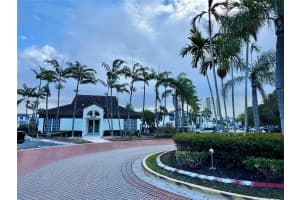 9731 Fontainebleau Blvd F306 Miami, FL 33172 - MLS#A11986731