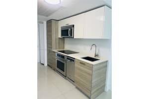 1300 Brickell Bay Dr 1606 Miami, FL 33131 - MLS#A11986734