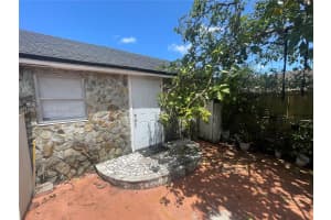 5738 Garfield St B Hollywood, FL 33021 - MLS#A11986747