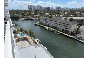 427 Golden Isles Dr 10d Hallandale Beach, FL 33009 - MLS#A11986806