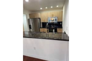 600 36th St , Miami, FL 33137 - MLS#A11986810