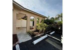 590 Ne 20th St 2 Wilton Manors, FL 33305 - MLS#A11986831