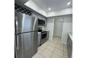 590 Ne 20th St 2 Wilton Manors, FL 33305 - MLS#A11986831