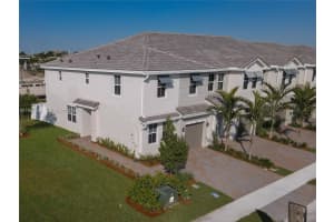 230 Sw 170th Ave 0, Pembroke Pines