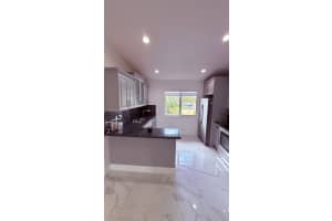 8033 Lake Dr APT 203, Doral, FL 33166, - MLS#A11986844