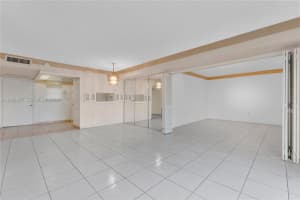 2999 Point East Dr C308 Aventura, FL 33160 - MLS#A11986887