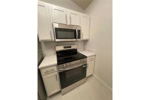 2851 N Oakland Forest Dr 305 Oakland Park, FL 33309 - MLS#A11986904