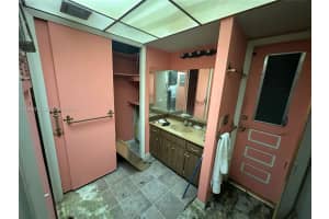 258 Sw 8th St, Dania Beach