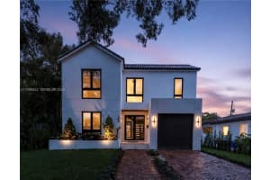 555 Catalonia Ave Coral Gables, FL 33134 - MLS#A11986922