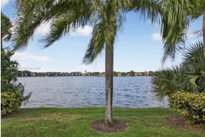 5520 Lakeside Dr 105 Margate, FL 33063 - MLS#A11986960