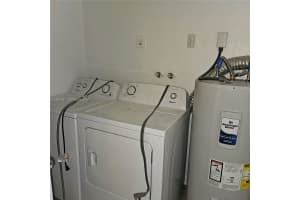 27 Sw 8th Ct 27 Hallandale Beach, FL 33009 - MLS#A11986987