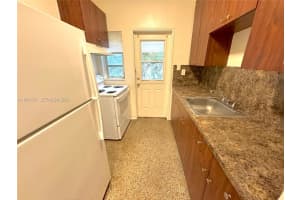 501 Se 12th Ct W Fort Lauderdale, FL 33316 - MLS#A11987007