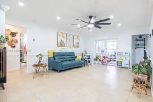 8740 11th St , Pembroke Pines, FL 33024 - MLS#A11987009