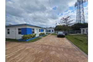 6130 Grant St 2 Hollywood, FL 33024 - MLS#A11987048