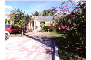 2131 Biarritz Dr, Miami Beach