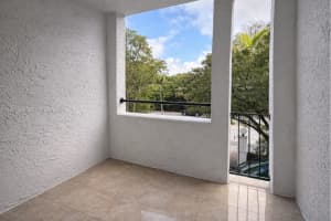 1660 Ne 135th St 6 North Miami, FL 33181 - MLS#A11987088