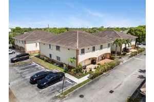 6755 Nw 182nd St 104 Hialeah, FL 33015 - MLS#A11987116