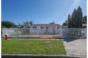 3495 W 2nd Ave Hialeah, FL 33012 - MLS#A11987120