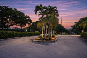 20704 Sw 103rd Pl 20704 Cutler Bay, FL 33189 - MLS#A11987121