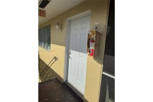 11945 Ne 19th Dr 8, North Miami