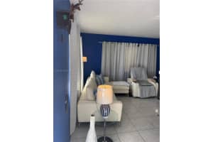 11945 Ne 19th Dr 8 North Miami, FL 33181 - MLS#A11987123