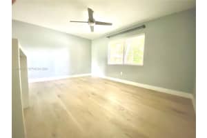 6330 SW 79th St APT 18, South Miami, FL 33143, - MLS#A11987127