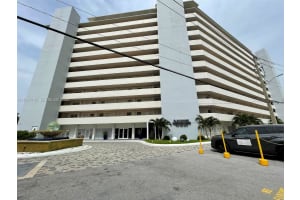 7904 West Dr APT 215, North Bay Village, FL 33141, - MLS#A11987143