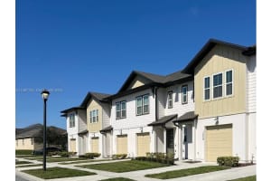 1613 Pelican Drive, Davenport