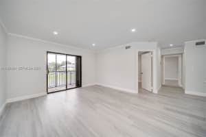 677 Trace Cir 211 Deerfield Beach, FL 33441 - MLS#A11987199