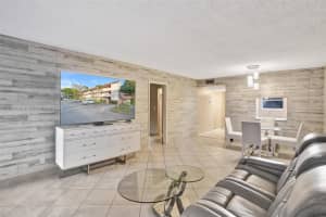8301 Sands Point Blvd APT S205, Tamarac, FL 33321, - MLS#A11987209