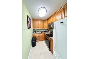 900 NE 18th Ave APT 304, Fort Lauderdale, FL 33304, - MLS#A11987243