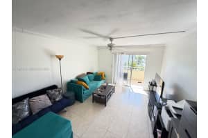 900 NE 18th Ave APT 304, Fort Lauderdale, FL 33304, - MLS#A11987243