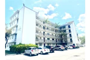 8750 N Sherman Cir 202, Miramar