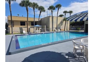 8615 Nw 8th St 319 Miami, FL 33126 - MLS#A11987275