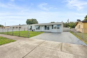 3320 Nw 18th St Lauderhill, FL 33311 - MLS#A11987289