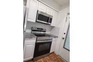 MLS# A11987335, Hollywood, Florida 33020