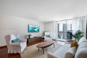 1200 Brickell Bay Dr , Miami, FL 33131 - MLS#A11987351