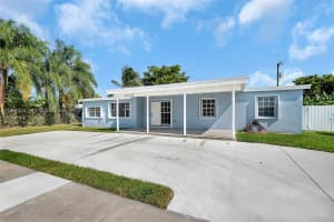 4525 Sw 112th Pl Miami, FL 33165 - MLS#A11987353