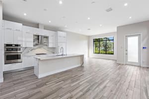 8225 NW 43rd St, Miami, FL 33166, - MLS#A11987354