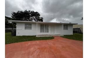 3811 Sw 31st Ct, West Park