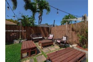 16834 Nw 89th Ct Miami Lakes, FL 33018 - MLS#A11987392