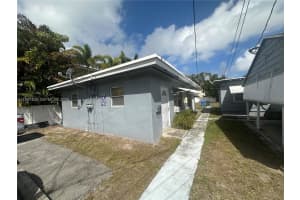 1271 Ne 32nd St A Oakland Park, FL 33334 - MLS#A11987400