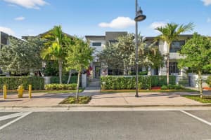 8237 Nw 43rd St Doral, FL 33166 - MLS#A11987420