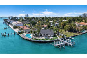 1365 Bay Ter , North Bay Village, FL 33141 - MLS#A11987447
