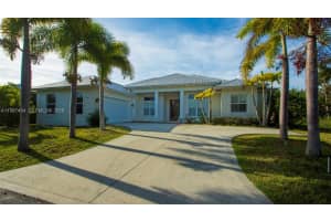 2135 Island Dr Vero Beach, FL 32963 - MLS#A11987454