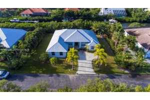 2135 Island Dr Vero Beach, FL 32963 - MLS#A11987454