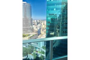 200 Biscayne Boulevard Way 3712 Miami, FL 33131 - MLS#A11987455